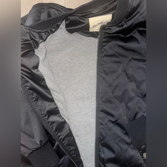 Hollister Black Bomber Jacket Varsity Style 🍷 - Picture 4 of 10